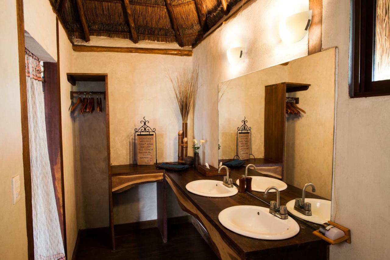 Lagoon Front Hut: Daily Cleaning, Bikes & Kayaks! Bacalar Exterior foto