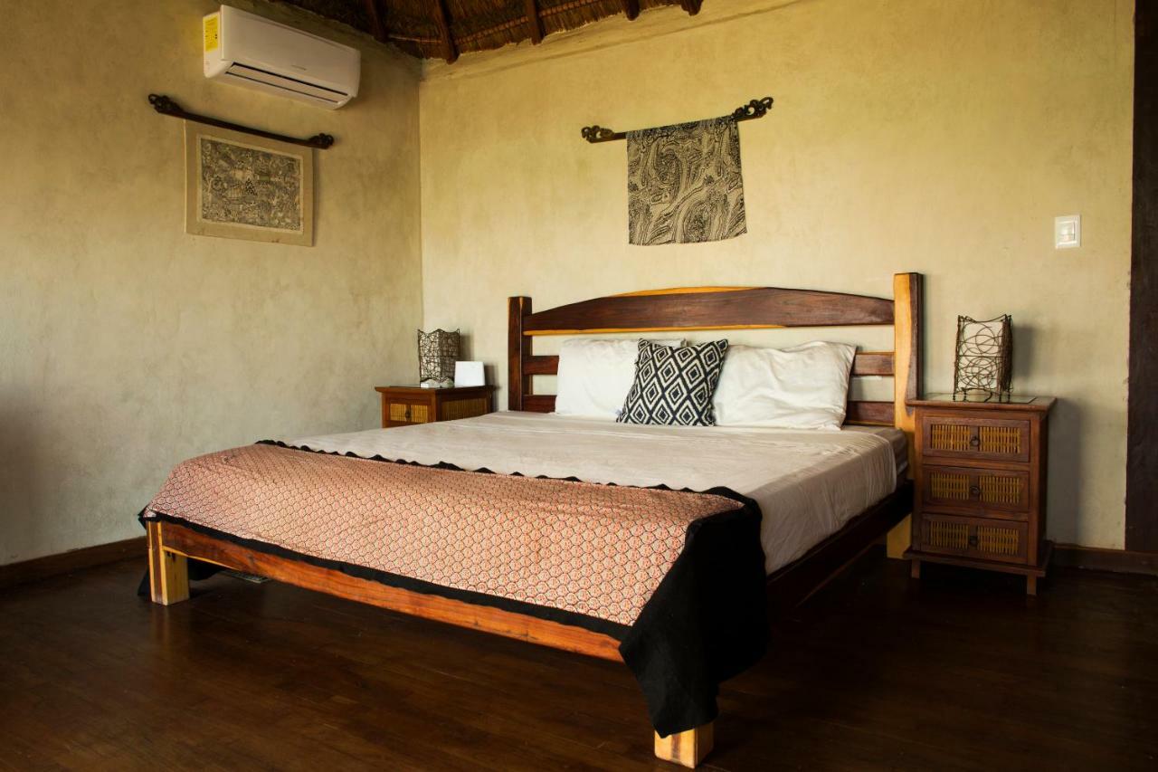 Lagoon Front Hut: Daily Cleaning, Bikes & Kayaks! Bacalar Exterior foto